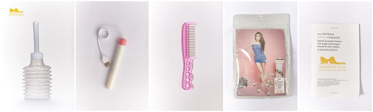 Livré avec la poupée